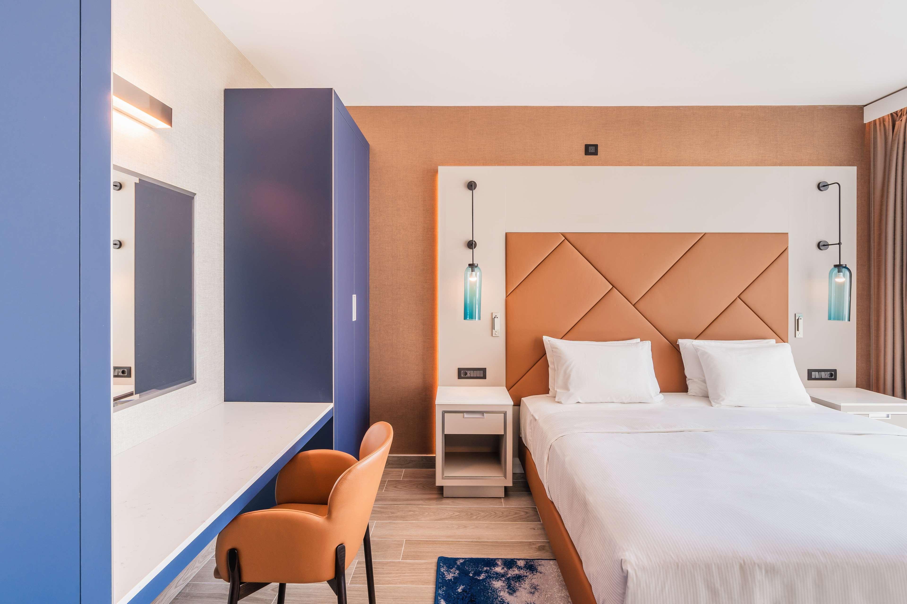 Hilton Rijeka Costabella Beach Resort And Spa Екстериор снимка Deluxe room