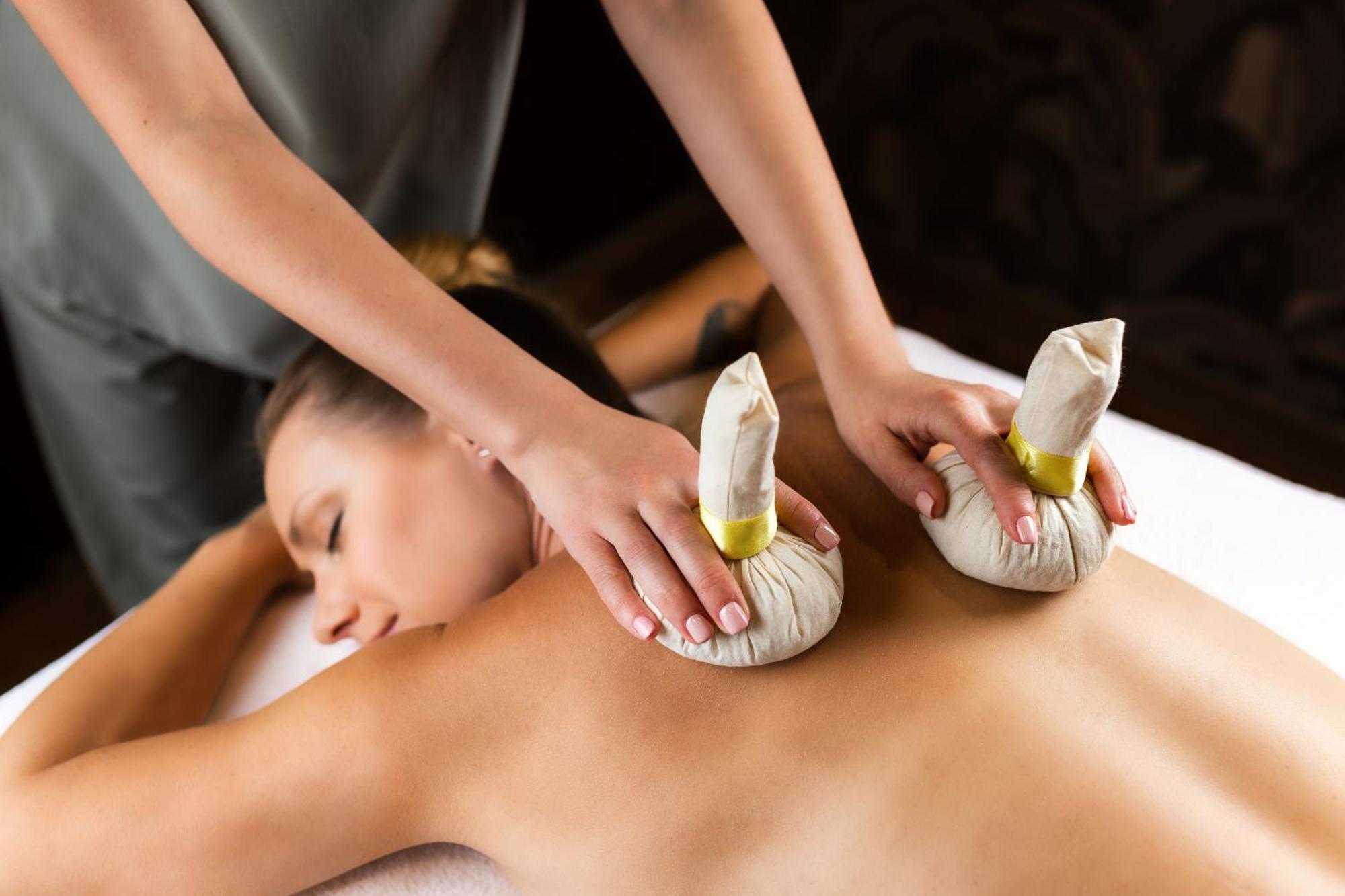 Hilton Rijeka Costabella Beach Resort And Spa Екстериор снимка Thai herbal compress massage