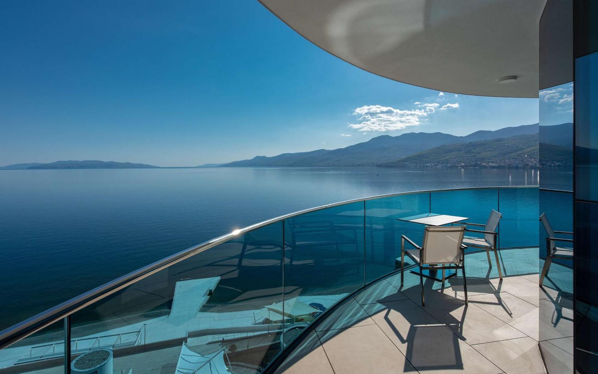 Hilton Rijeka Costabella Beach Resort And Spa Екстериор снимка View from the balcony of a suite